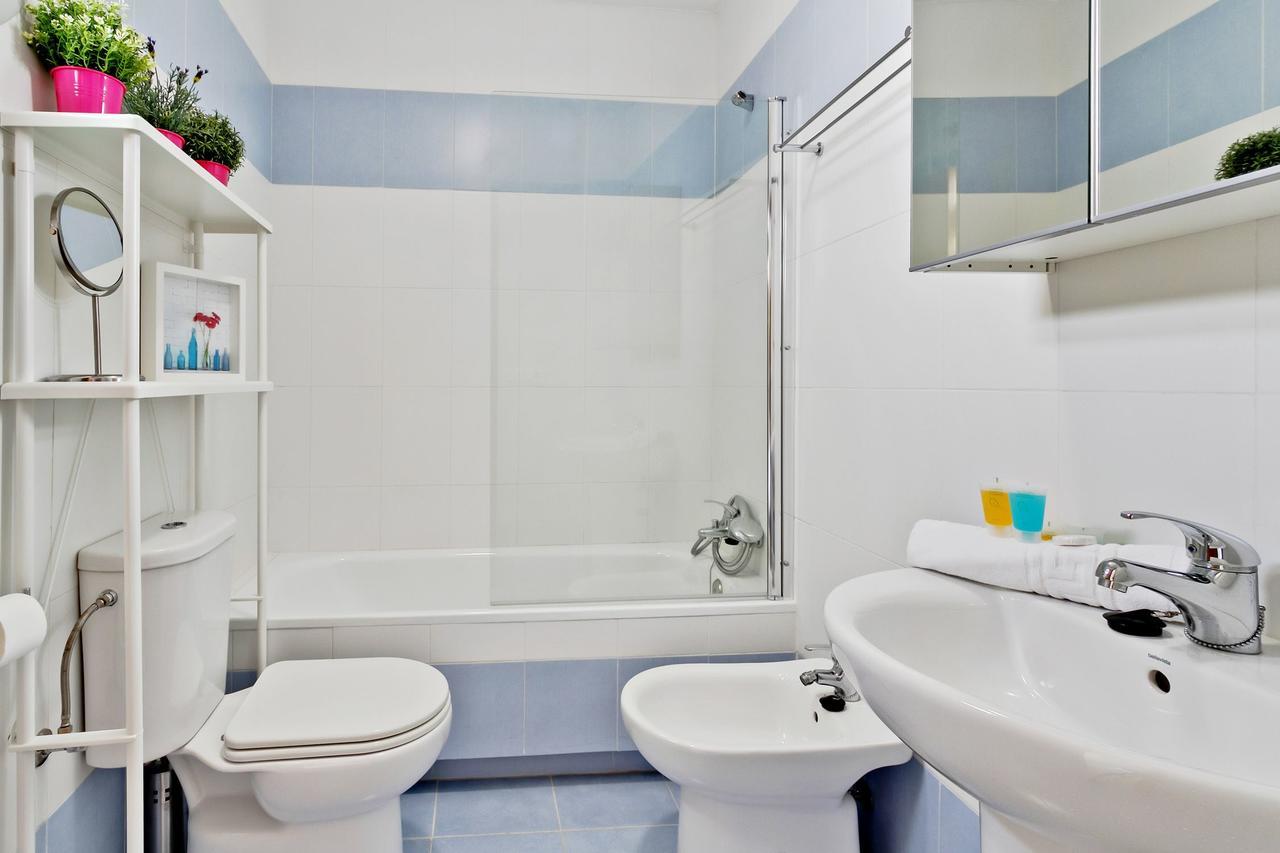 Del Parque Flats - Ollerias Duplex Apartment Malaga Bagian luar foto